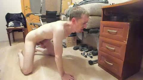 Snapshot of banana_skinny_boy chatting on May 1, 10:36 pm BananaBoy online show from May 1, 10:36 pm