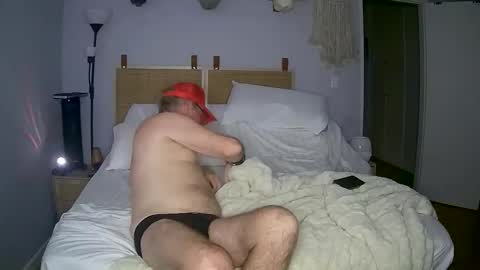 Snapshot of bananas318 chatting on March 2, 10:55 am bananas318 online show from March 2, 10:55 am