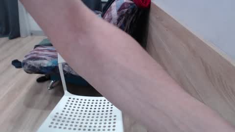 Snapshot of banderkin1980 chatting on February 13, 6:59 pm Kengoo4girls online show from February 13, 6:59 pm