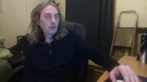 Snapshot of bangintoleather chatting on January 18, 3:10 am bangintoleather online show from January 18, 3:10 am