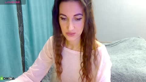 Emma online show from April 10, 11:53 pm