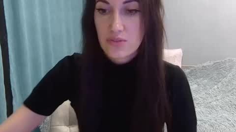 Snapshot of bany_brandy chatting on July 13, 12:02 am Emma online show from July 13, 12:02 am