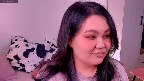 Barbie Kim online show from November 9, 5:00 pm