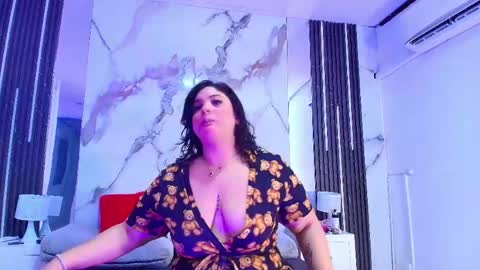 BARBARA FERRER online show from May 24, 12:32 pm