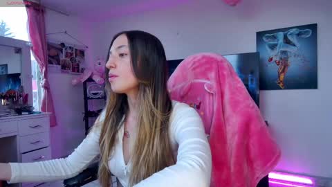 Snapshot of barbie20_ chatting on April 29, 7:20 pm sexy Barbie online show from April 29, 7:20 pm