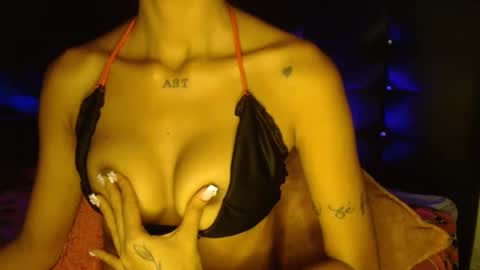 barbie_222 online show from October 9, 12:41 am