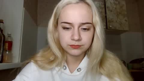 barbie___girl online show from February 9, 4:11 pm