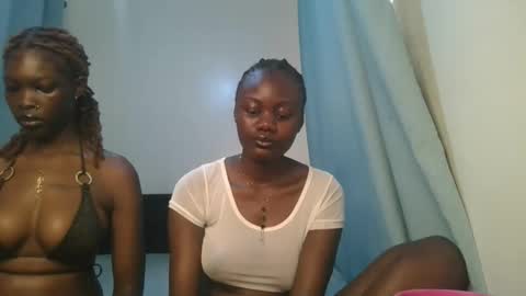 Snapshot of barbie_queen2 chatting on February 18, 9:05 am queen online show from February 18, 9:05 am
