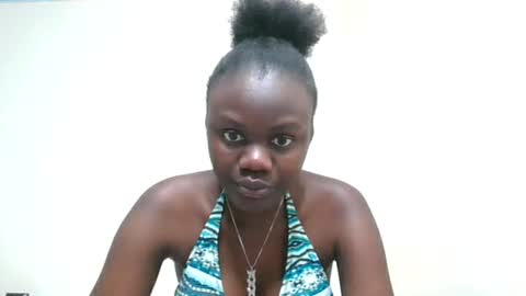Snapshot of barbie_queen2 chatting on June 15, 7:16 pm queen online show from June 15, 7:16 pm