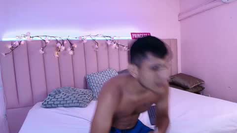 Snapshot of barbieandandru chatting on October 8, 9:23 pm barbieandandru online show from October 8, 9:23 pm