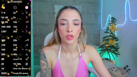 Snapshot of barbiie_scoth chatting on December 2, 8:11 pm Barbie Scot online show from December 2, 8:11 pm
