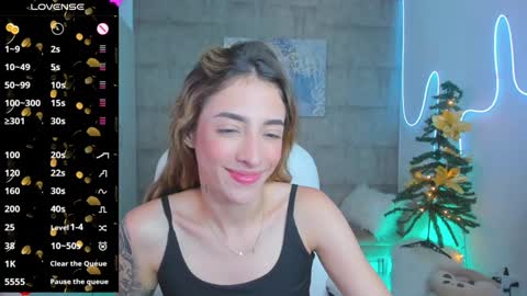 Snapshot of barbiie_scoth chatting on December 7, 8:27 pm Barbie Scot online show from December 7, 8:27 pm