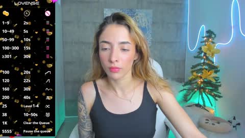Snapshot of barbiie_scoth chatting on December 8, 4:46 am Barbie Scot online show from December 8, 4:46 am