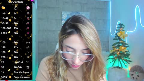Snapshot of barbiie_scoth chatting on December 14, 3:40 am Barbie Scot online show from December 14, 3:40 am