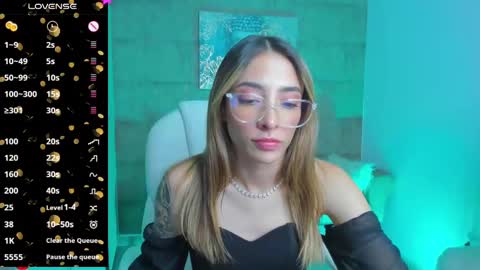 Snapshot of barbiie_scoth chatting on February 16, 10:43 pm Barbie Scot online show from February 16, 10:43 pm