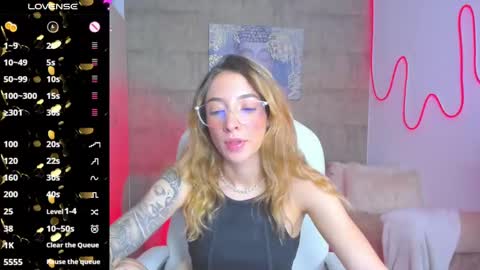 Snapshot of barbiie_scoth chatting on March 2, 11:09 pm Barbie Scot online show from March 2, 11:09 pm