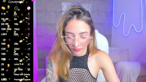Snapshot of barbiie_scoth chatting on March 4, 10:05 pm Barbie Scot online show from March 4, 10:05 pm