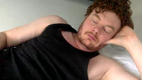 Snapshot of barneytennyson chatting on March 18, 6:55 pm Tyler online show from March 18, 6:55 pm