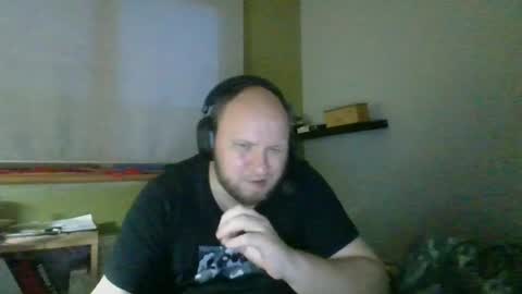 Snapshot of bart_poland chatting on June 21, 9:39 pm bart_poland online show from June 21, 9:39 pm