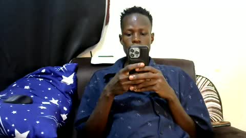 bashlouis1 online show from June 27, 8:52 am