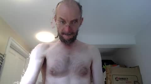 Snapshot of basiccamguy chatting on July 17, 8:32 am basiccamguy online show from July 17, 8:32 am