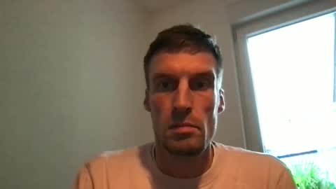 Snapshot of basst23 chatting on October 16, 1:12 pm basst23 online show from October 16, 1:12 pm