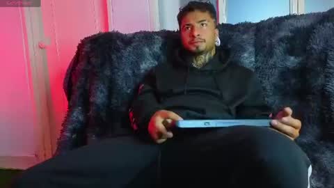 bastian66_ online show from July 12, 5:59 pm