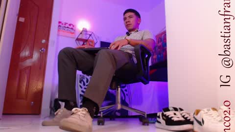 Snapshot of bastian_franco01 chatting on December 2, 1:03 am Bastian Independent Model online show from December 2, 1:03 am