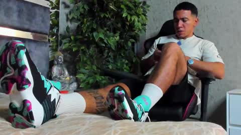 Snapshot of bastian_franco01 chatting on October 5, 1:20 pm Bastian Independent Model online show from October 5, 1:20 pm