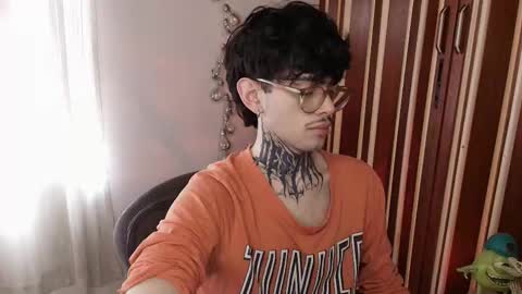 Bastiel online show from December 18, 4:46 pm