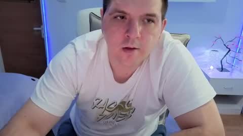 Snapshot of basystem8 chatting on July 6, 5:26 am BASY online show from July 6, 5:26 am