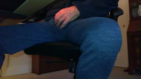 Snapshot of batebro13 chatting on November 12, 3:12 pm BateBro13 online show from November 12, 3:12 pm