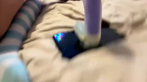 Snapshot of bathingcat chatting on November 27, 9:55 am bathingcat online show from November 27, 9:55 am