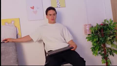 battista  online show from March 3, 11:43 pm