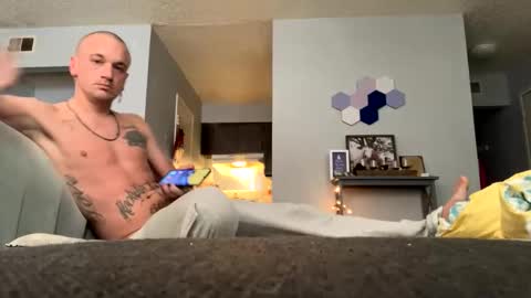 Snapshot of battlewolfxx chatting on November 10, 3:22 pm battlewolfxx online show from November 10, 3:22 pm