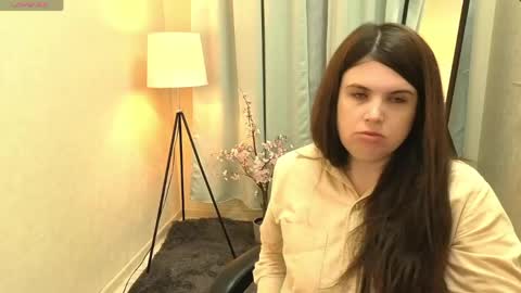 battymoll online show from May 17, 3:41 pm