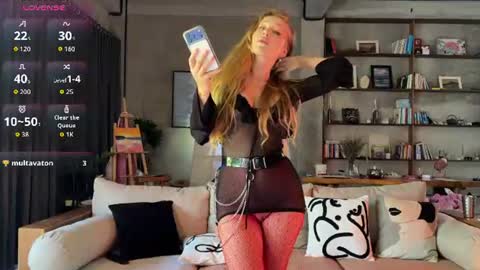 Snapshot of battyredhair chatting on July 17, 1:34 am Battyredhair online show from July 17, 1:34 am