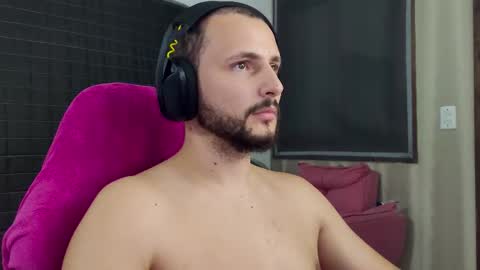 Snapshot of baxxline chatting on March 7, 11:24 pm Baxxline online show from March 7, 11:24 pm