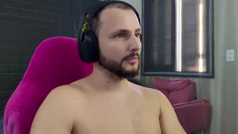 Snapshot of baxxline chatting on March 8, 8:23 pm Baxxline online show from March 8, 8:23 pm