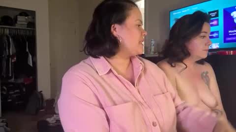 Snapshot of baymama chatting on February 15, 7:16 am PinayMom online show from February 15, 7:16 am