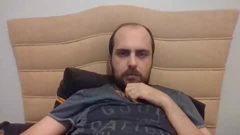 Snapshot of bayto chatting on January 11, 6:12 pm bayto online show from January 11, 6:12 pm