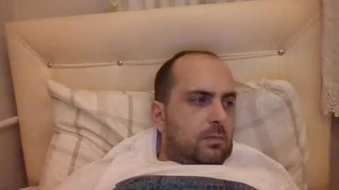 Snapshot of bayto chatting on February 1, 5:37 pm bayto online show from February 1, 5:37 pm