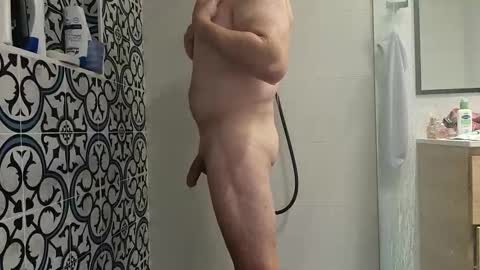 Snapshot of bazooka76 chatting on September 22, 10:12 pm bazooka76 online show from September 22, 10:12 pm