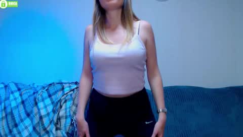 bb__bonami_ online show from October 8, 3:31 pm