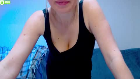 bb__bonami_ online show from October 31, 8:37 am