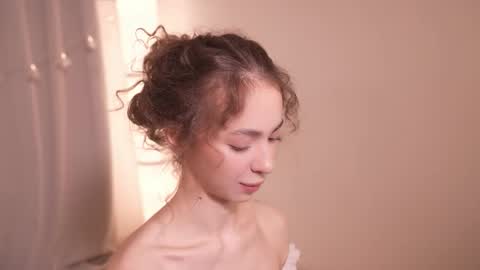  JETT  DENI  online show from December 14, 9:41 pm