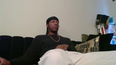 Snapshot of bbc_elrey chatting on December 1, 8:31 pm Racks online show from December 1, 8:31 pm