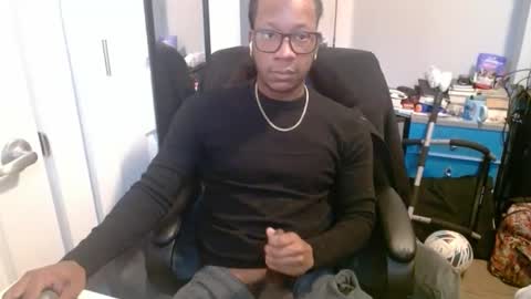 Snapshot of bbc_elrey chatting on February 11, 5:40 pm Racks online show from February 11, 5:40 pm