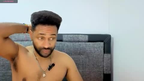 john online show from November 9, 4:11 am