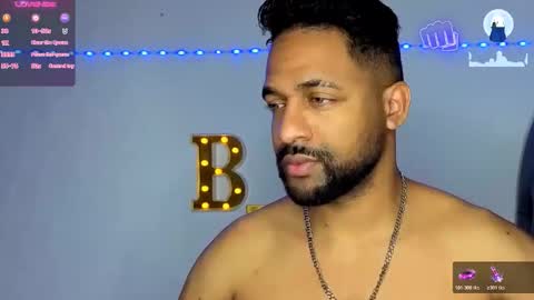 Snapshot of bbcblackhot33 chatting on March 4, 2:17 am john online show from March 4, 2:17 am